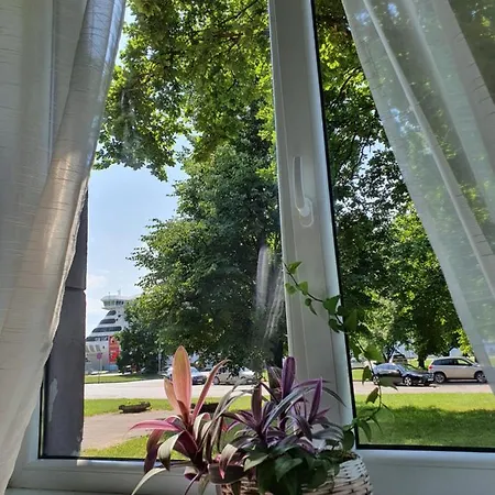 Apartment Port 500m To Old